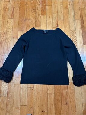 Cable & Gauge Black Sweater with Faux Fur Cuffs ( 1185 )